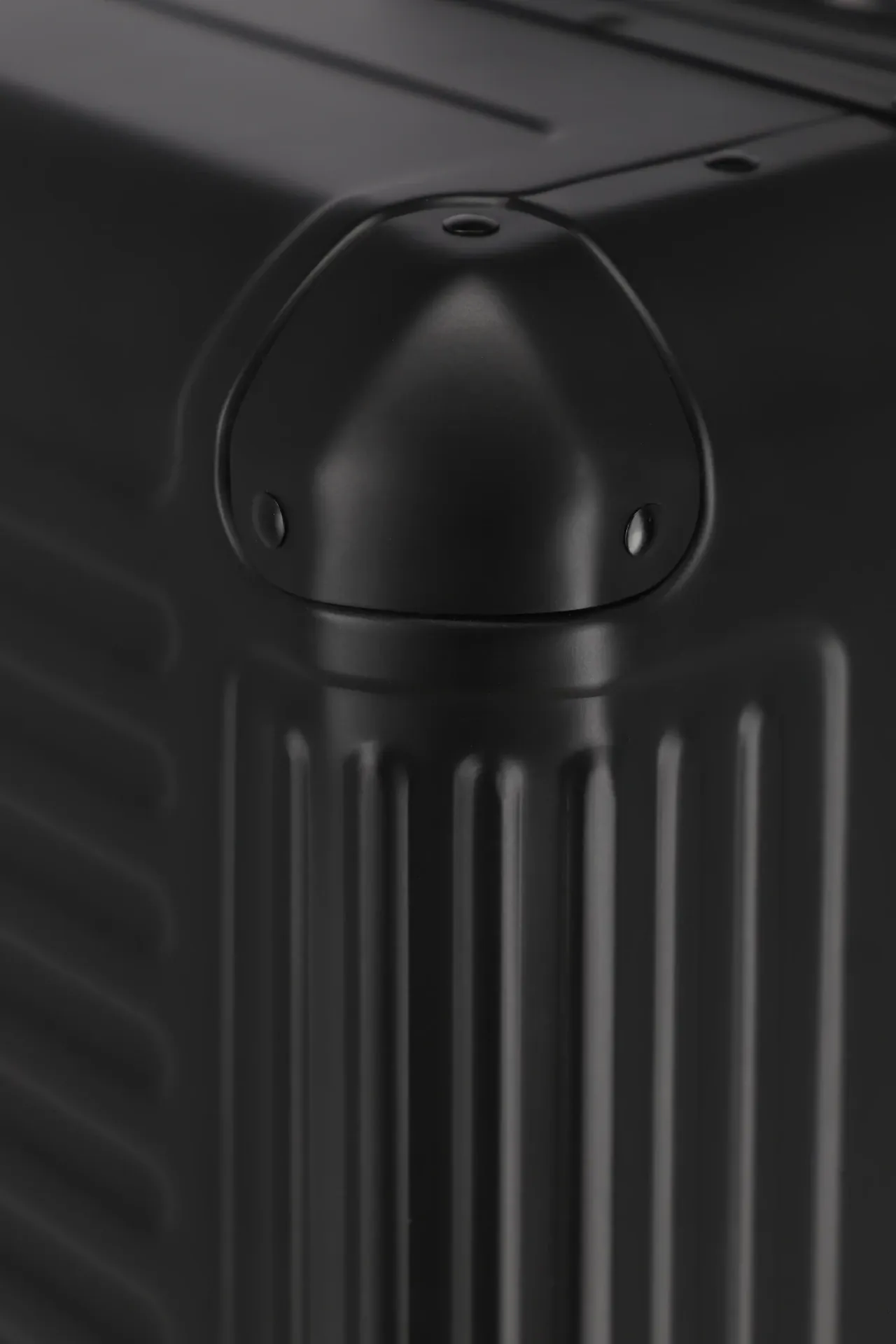 Travelite melns liels koferis — Alumīnijs, 100L, 6.7 kg (skats 10) — 100L